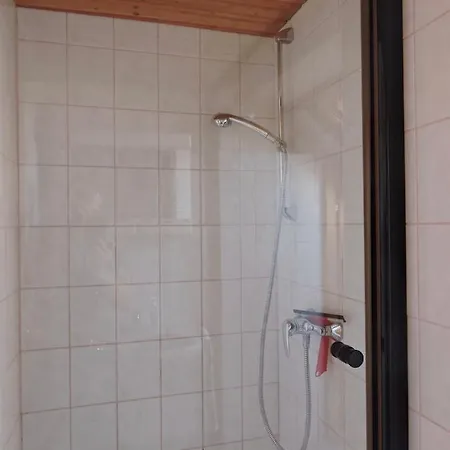 Lejlighed Grosses Ferienhaus Plattensee Balaton - Nyaralo Haz 6 Szobaval, 5 Fuerdoszobaval, 3000 Nm