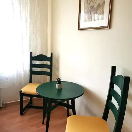 Lejlighed Grosses Ferienhaus Plattensee Balaton - Nyaralo Haz 6 Szobaval, 5 Fuerdoszobaval, 3000 Nm